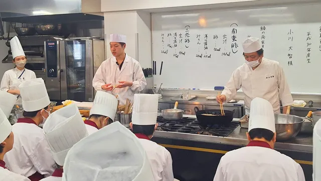 調理製菓総合学科:OBの講話
