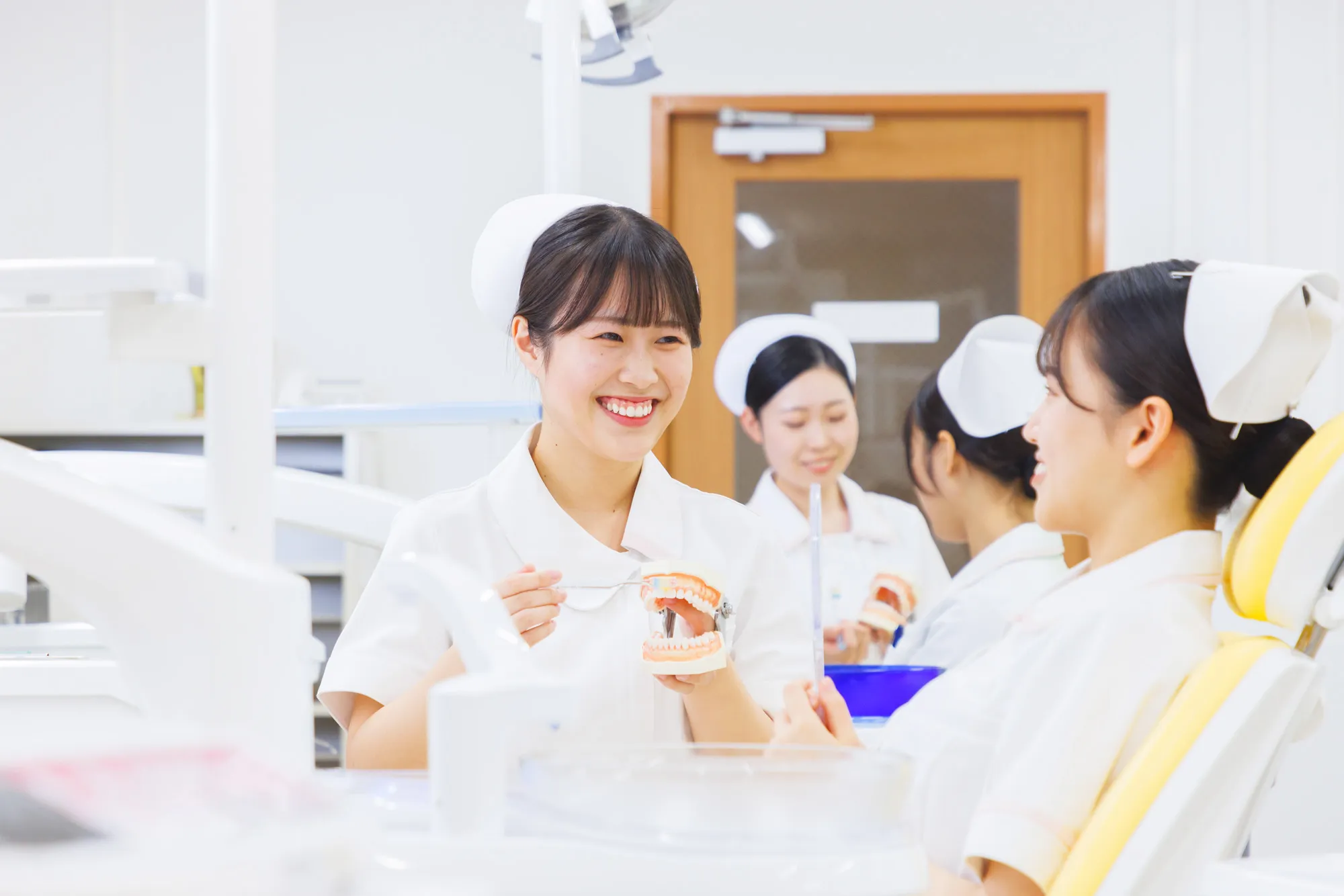 歯科衛生学科(中央歯科衛生士調理製菓専門学校)