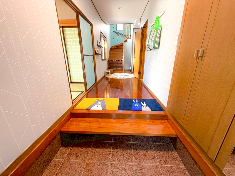 三島市の子育て支援ハウスつぼみ
玄関の様子